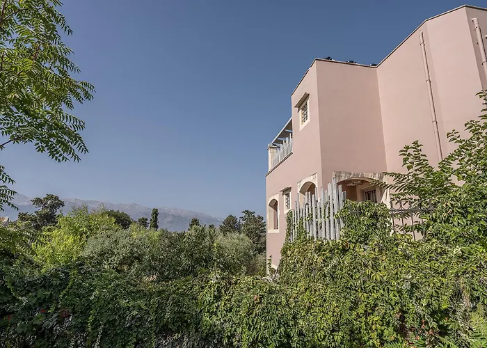 Rouga * Chania (Crete)