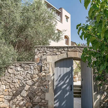 Villa Rouga *
