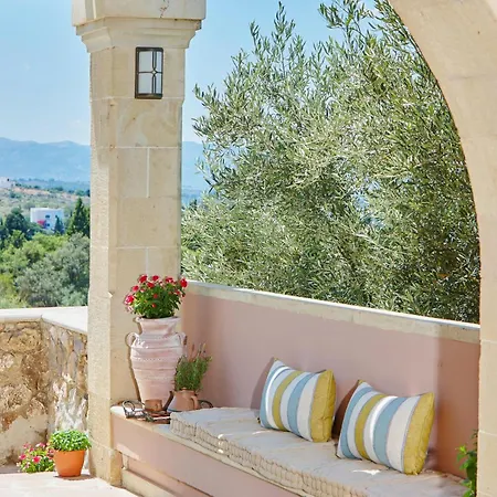 Rouga Villa *